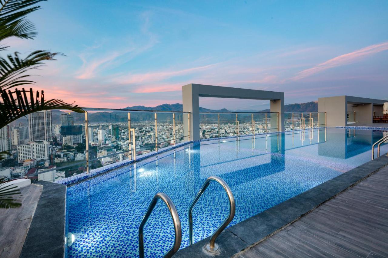 Dqua Hotel Nha Trang Eksteriør billede